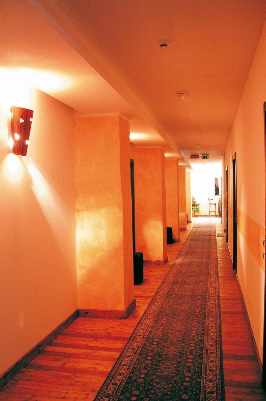 Hotel Al Barco Санто Стино ди Ливенца Екстериор снимка